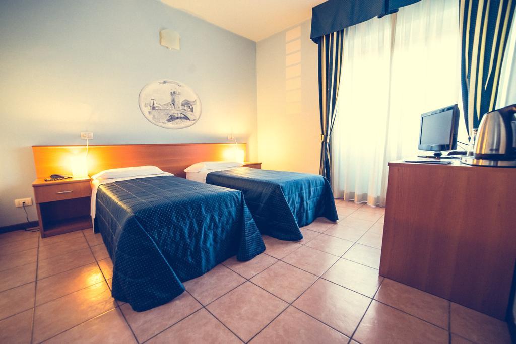 Hotel La Gaietta Millesimo المظهر الخارجي الصورة